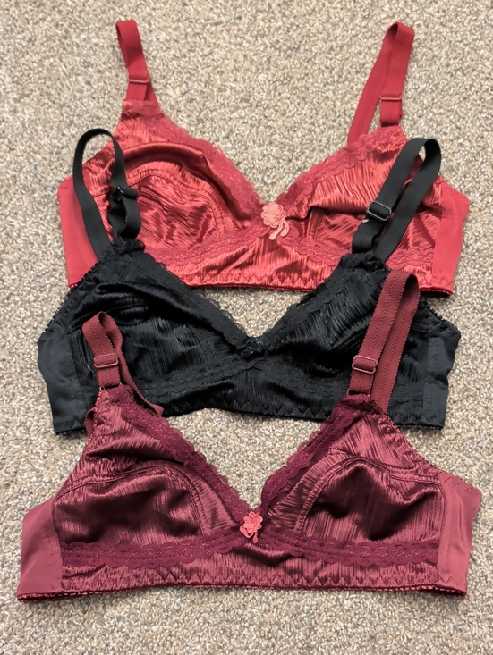 Source Unknown Other - Women’s Lace-Trim Soft Cup Wireless Bra - 32B - 3 Pack